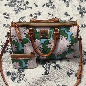 Dooney and Bourke Botanical collection Barrel crossbody purse and coin purse